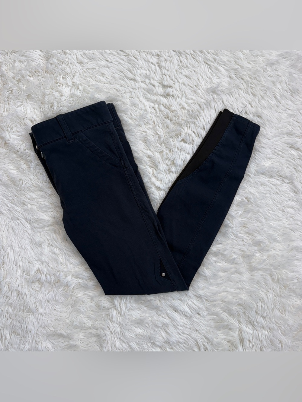 Women’s Size IT46 Navy Equiline Knee Patch Horseback Riding Breeches. Good Condi